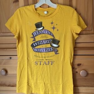 Weasley’s Wizard Wheezes staff t-shirt